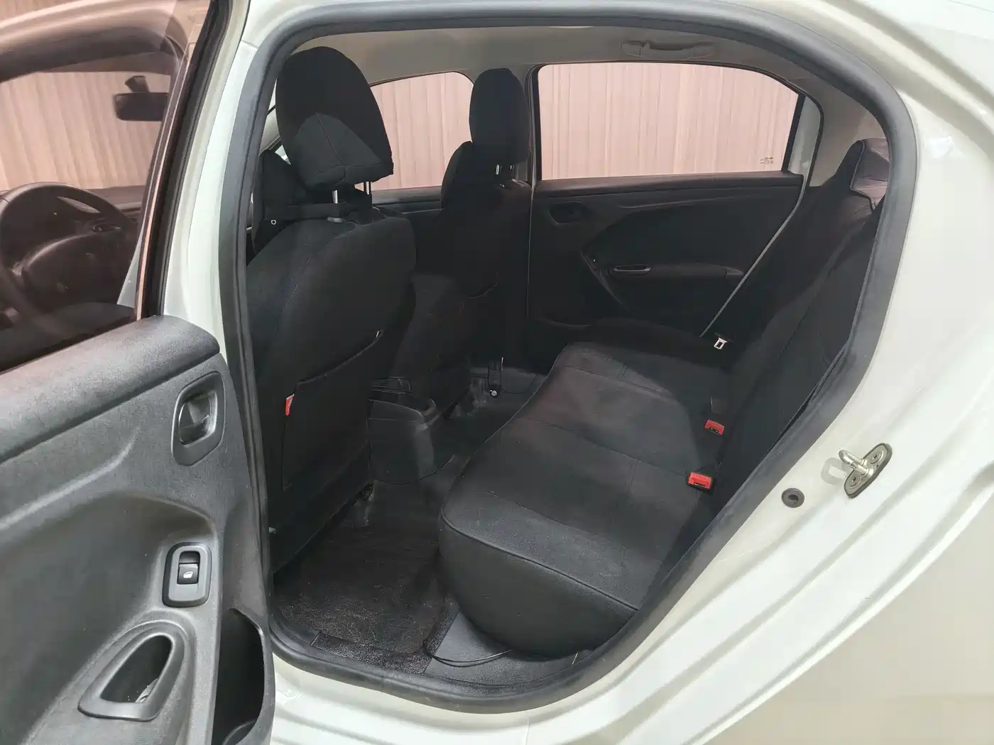 Peugeot 301 2017 2017 1.6L Manual Comfort Edition
