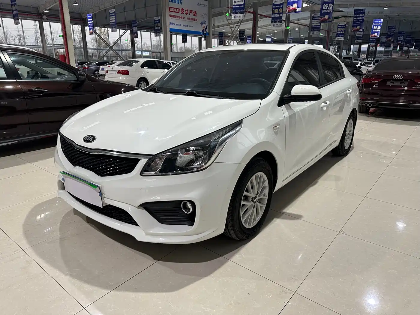 Kia K2 2017 Sedan 1.4L MT 15th Anniversary Special Edition GLS
