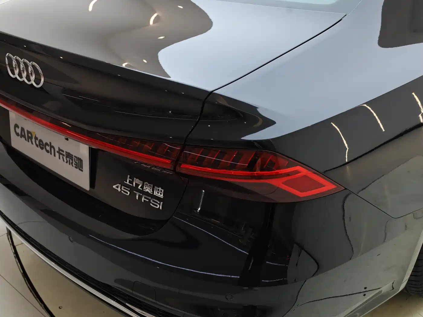 Audi A7L 2024 45TFSI S-line Dream Edition Crystal Package фото 21