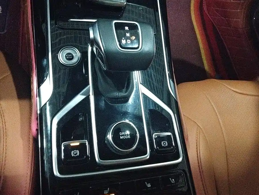 Hongqi HS5 2019 2.0T Smart Connect Enjoy Edition фото 16