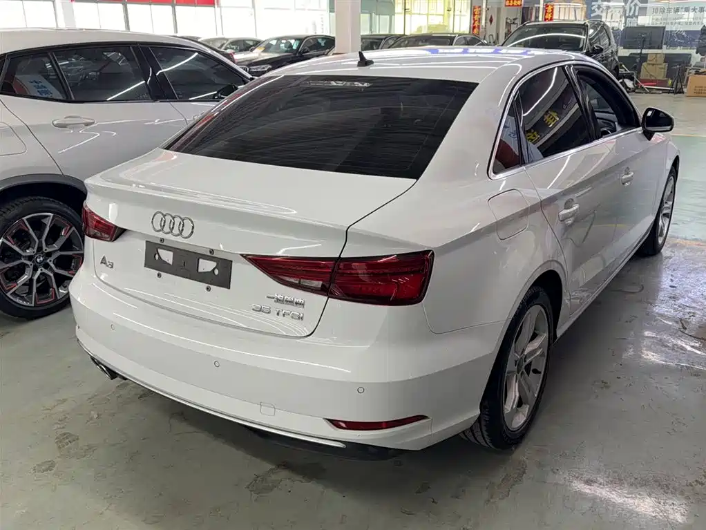 Audi A3 2019 Limousine 35 TFSI Progressive China VI фото 4