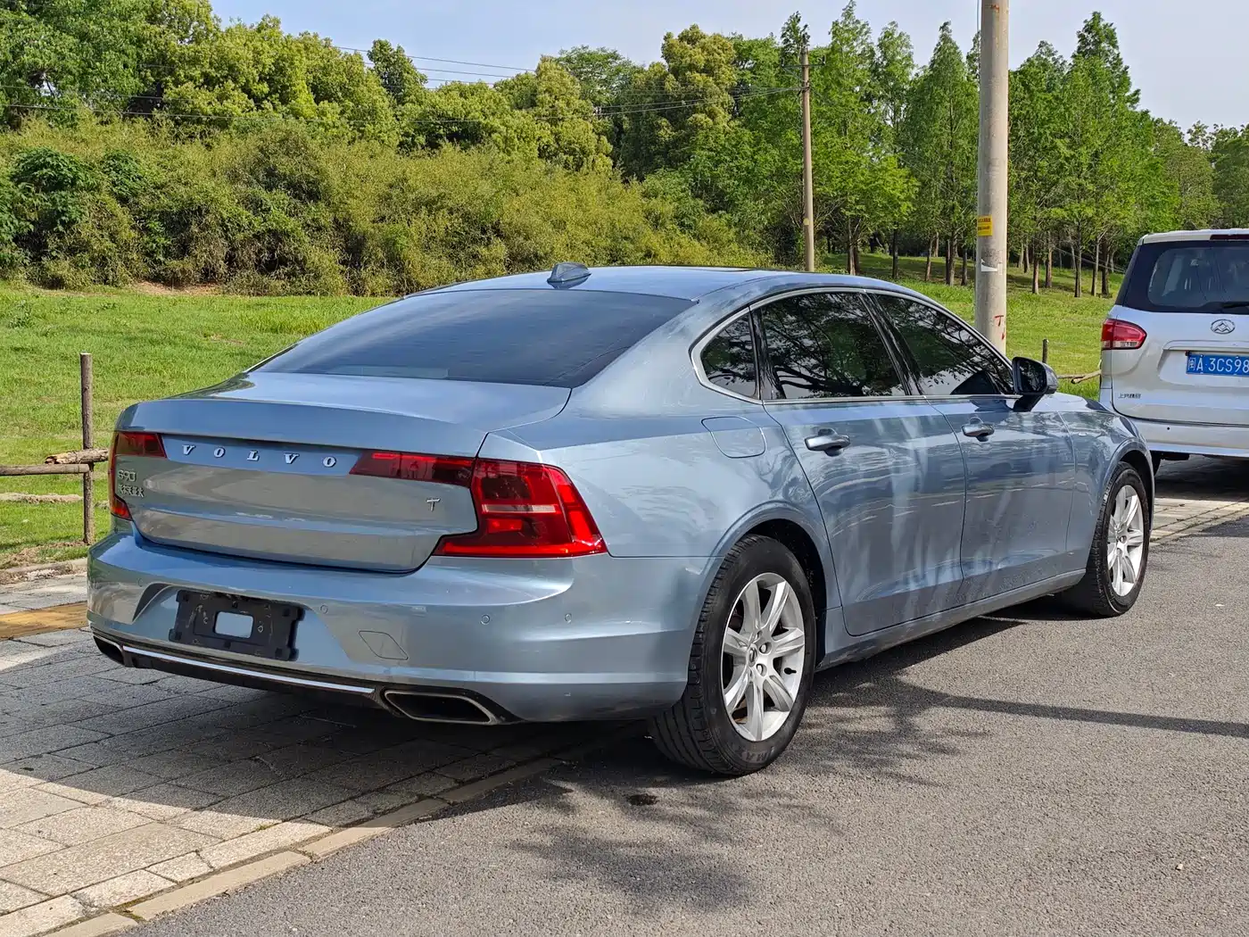 Volvo S90 2018 T4 Momentum Edition фото 7