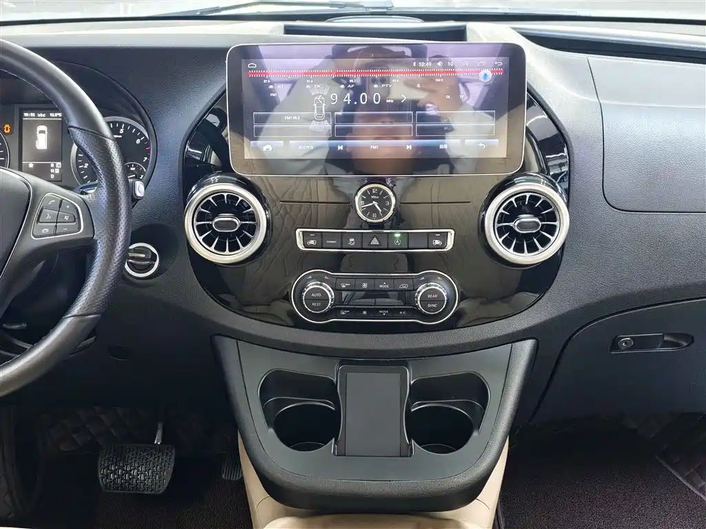 Mercedes-Benz Vito 2021 2.0T Business Edition 7-seater фото 6