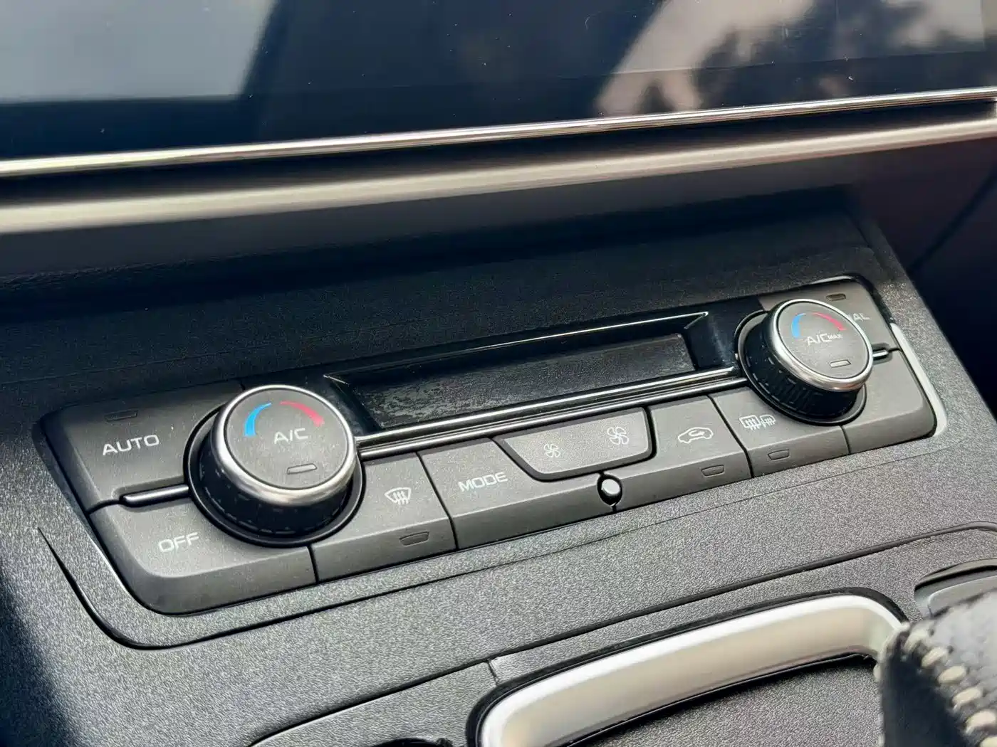 GEELY AUTOMOBILE BOYUE