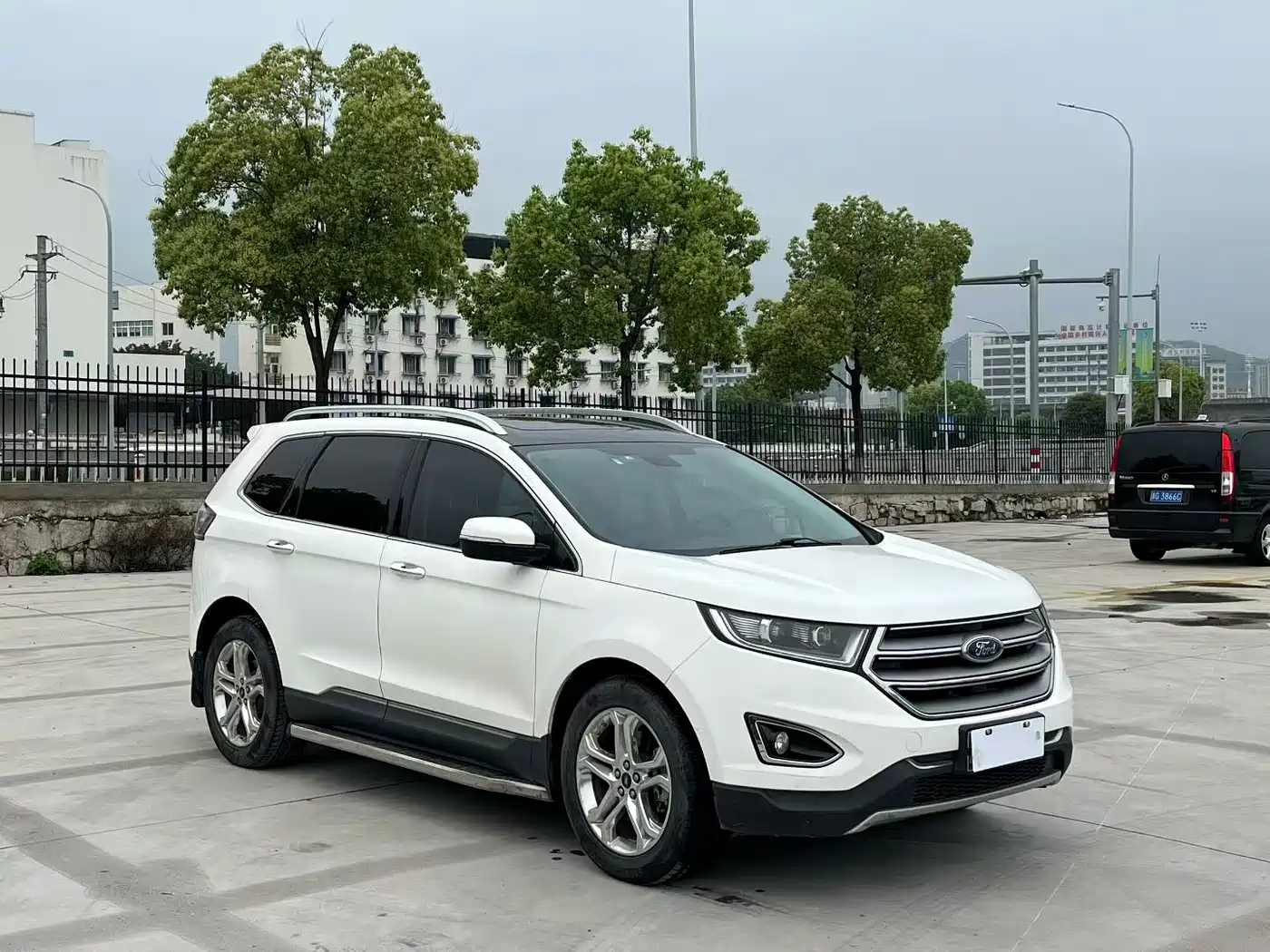Ford Edge 2015 2015 2.0T GTDi 2WD Luxury