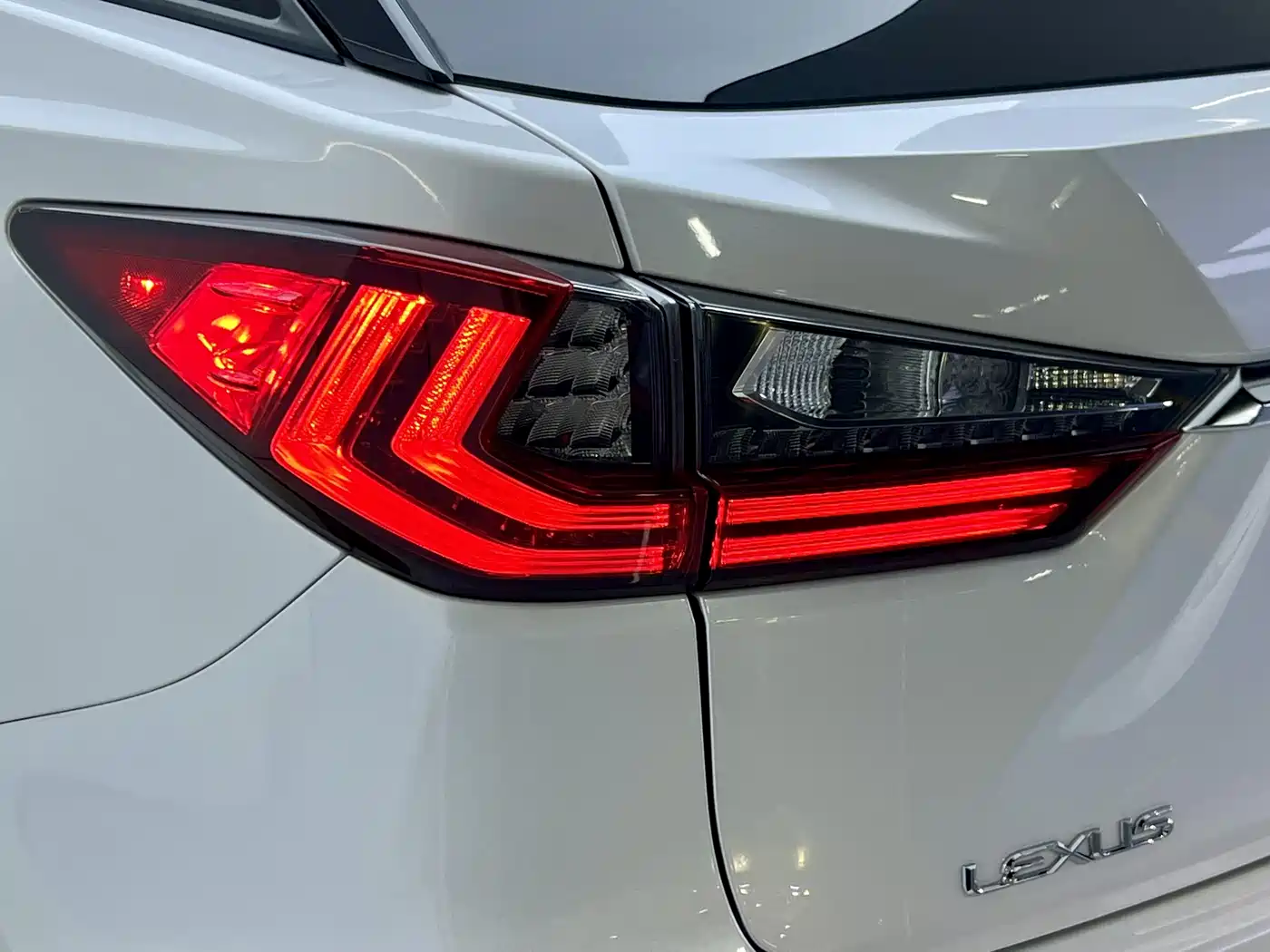 Lexus RX 2016 300 4WD Elegance Edition (China V) фото 10