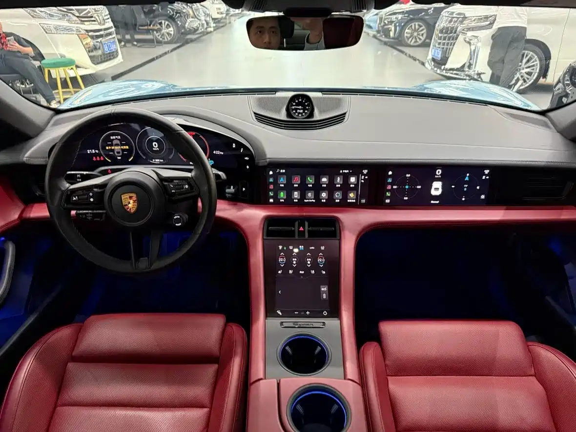 Porsche Taycan 2020 Taycan фото 10