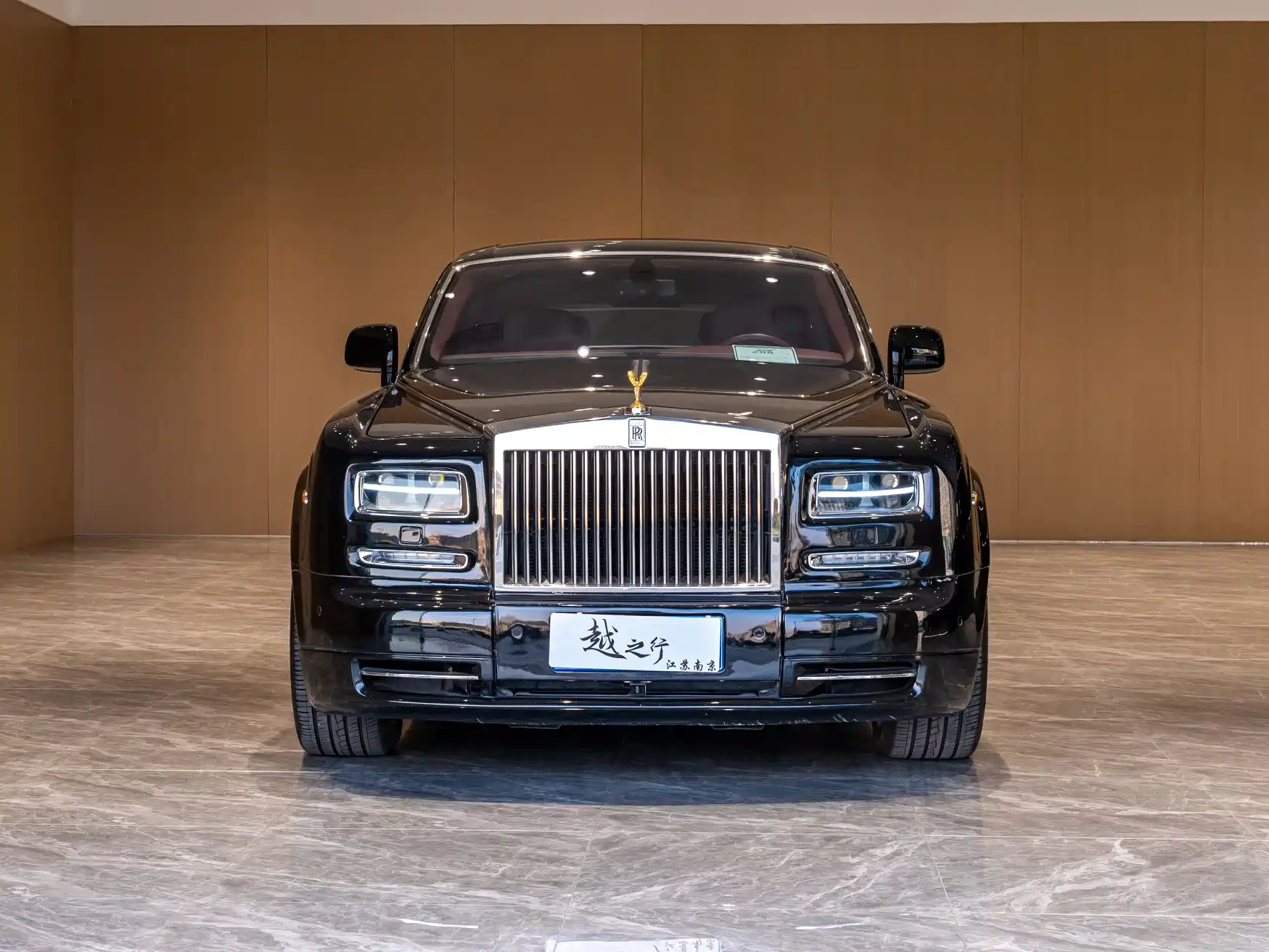Фото 4 - Rolls-Royce Phantom