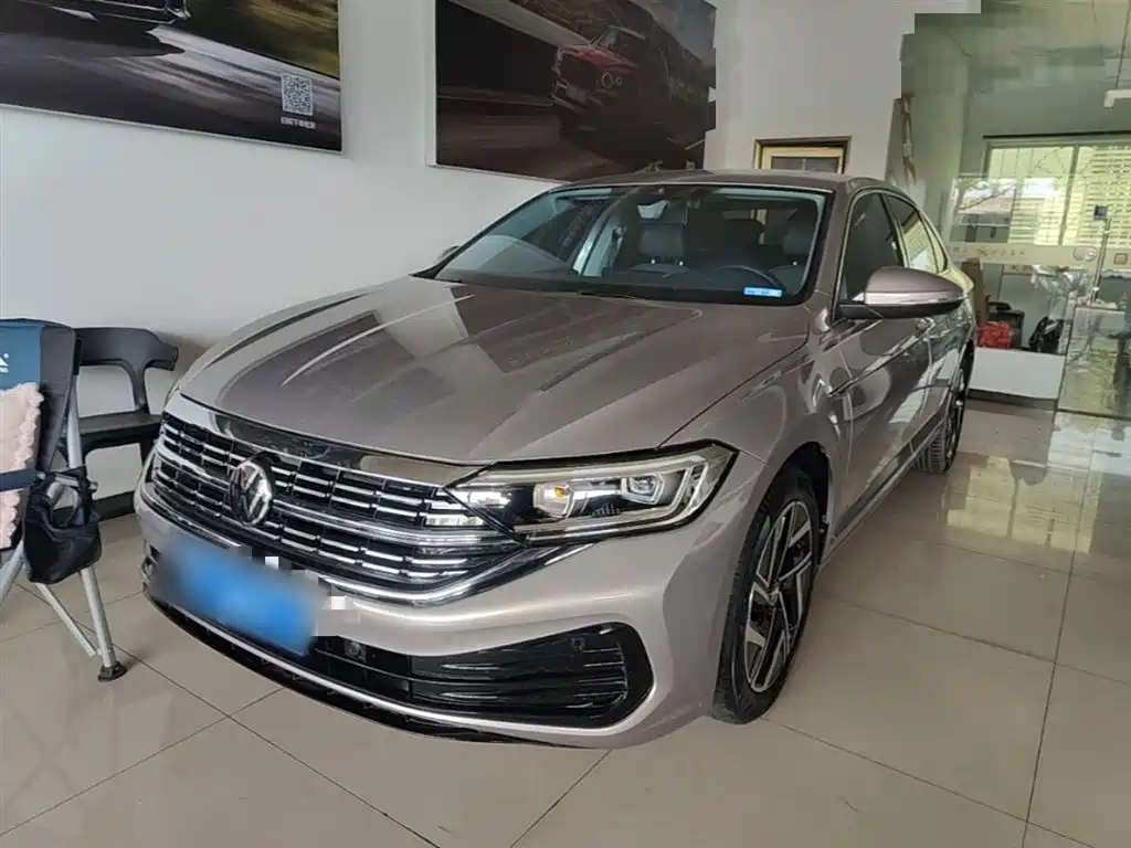 Volkswagen Sagitar 2023 300TSI DSG Surpassing Edition