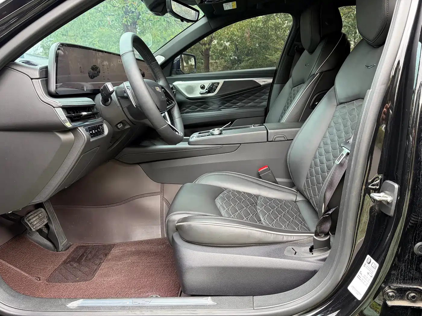 Cadillac CT6 2023 28T Premium Model фото 5