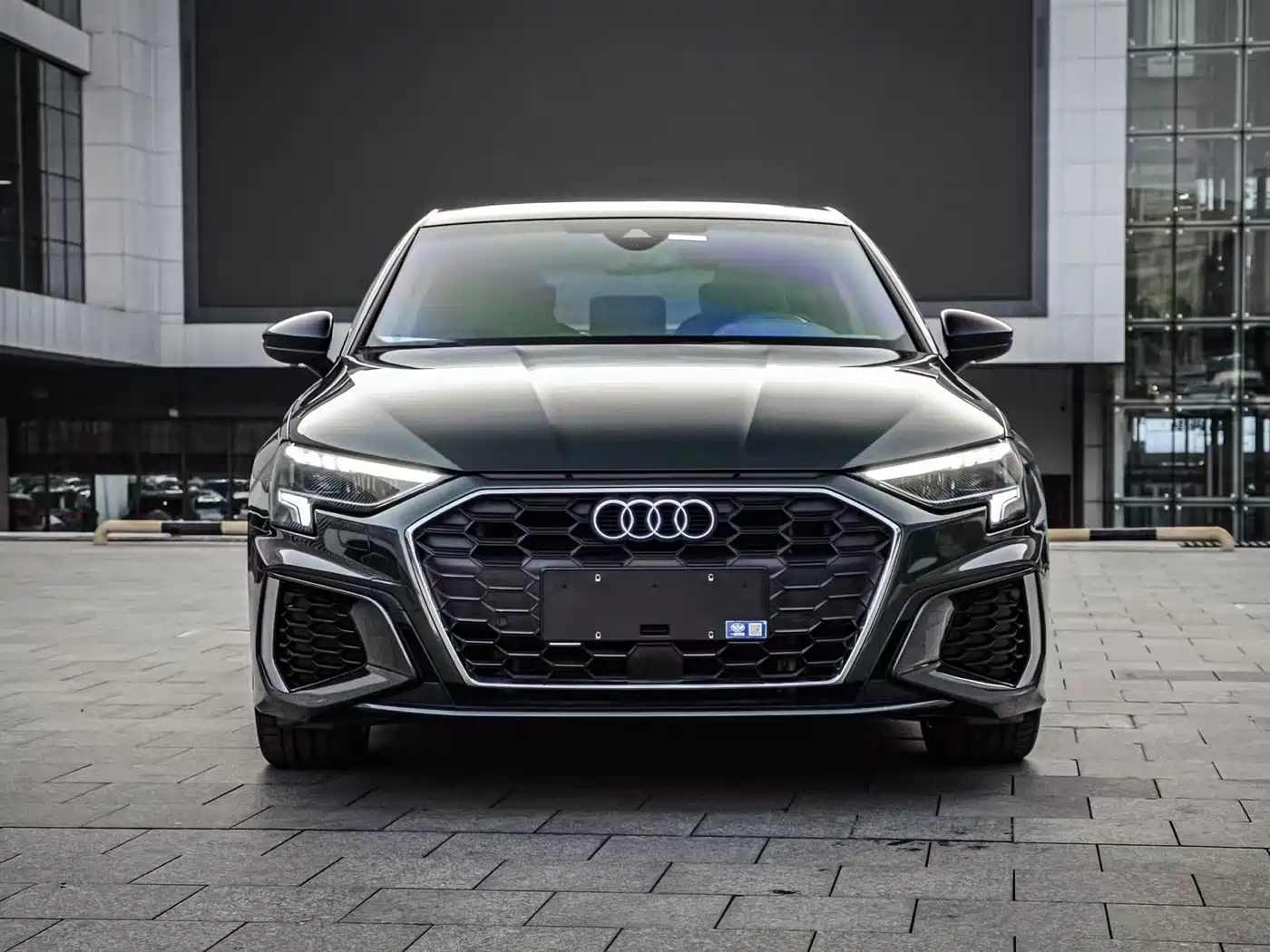 Audi A3 2024 Model Sportback 35 TFSI Fashion Sport фото 3