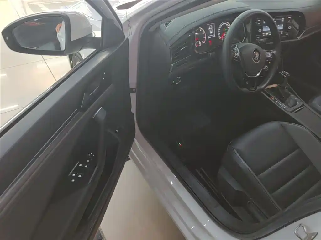 Volkswagen Sagitar 2019 280TSI DSG Comfort Edition China VI фото 16