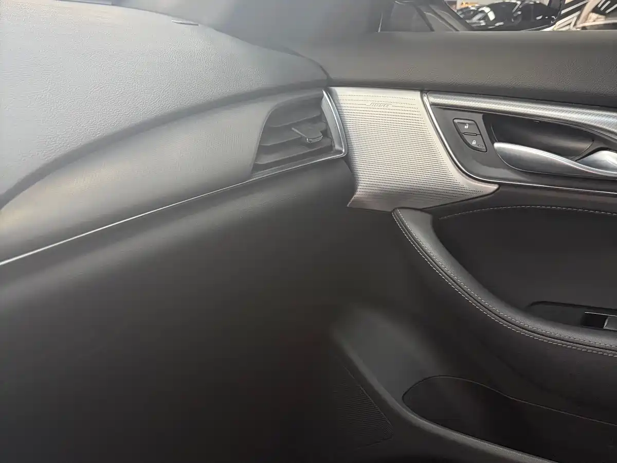 Cadillac CT5 2023 28T Luxury Style (Standard Edition) фото 19