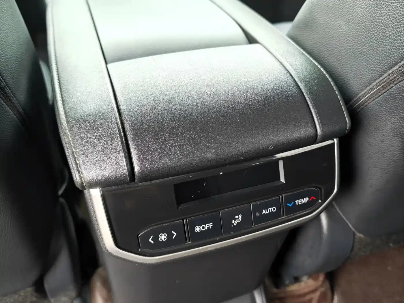 Фото 6 - Toyota Highlander
