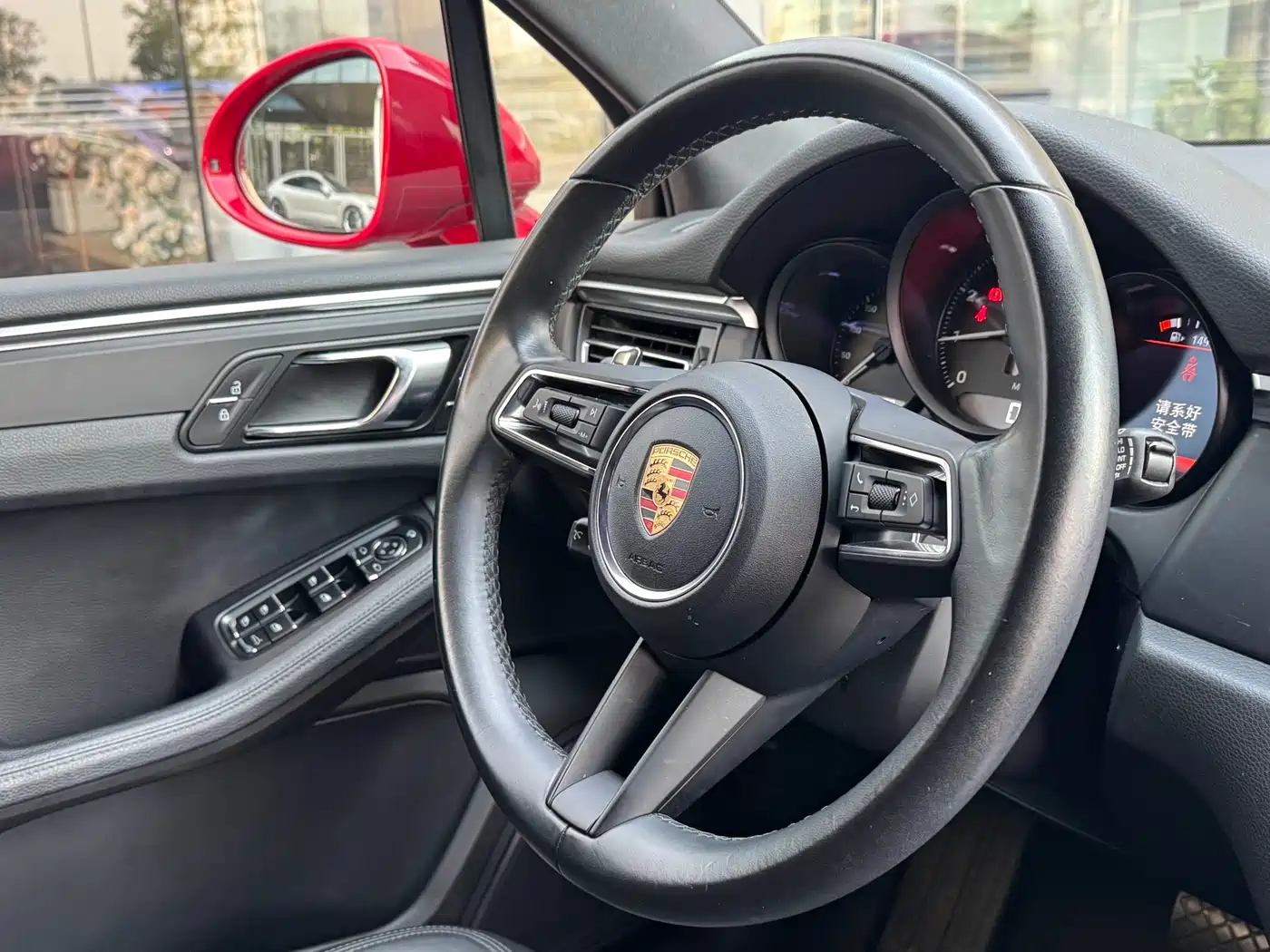 Porsche Macan 2022 Macan 2.0T фото 8