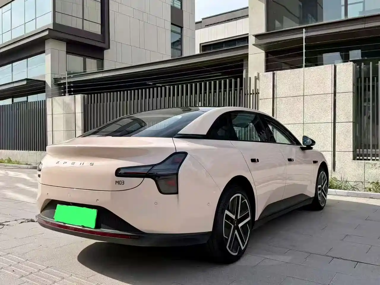 XIAOPENG MONA M03
