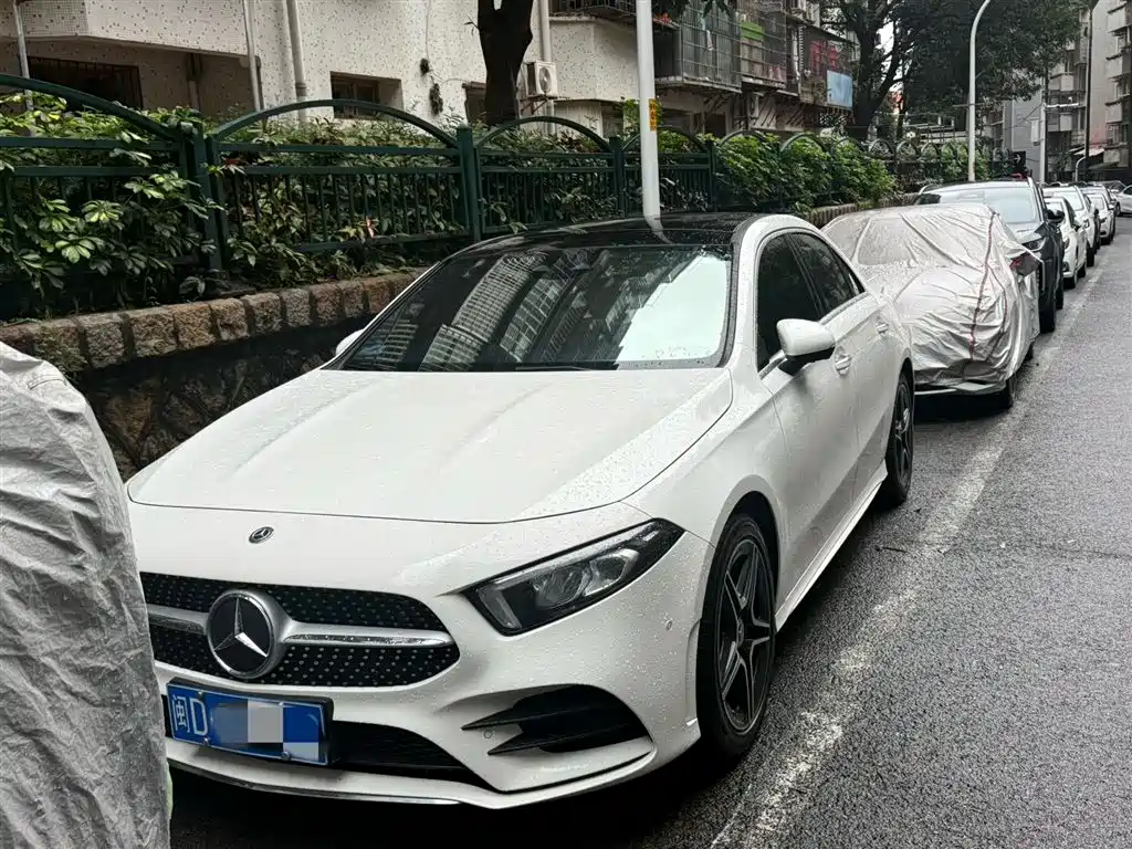Mercedes-Benz A-Class 2019 A 200 L Sport Sedane Pioneer Special Edition фото 2