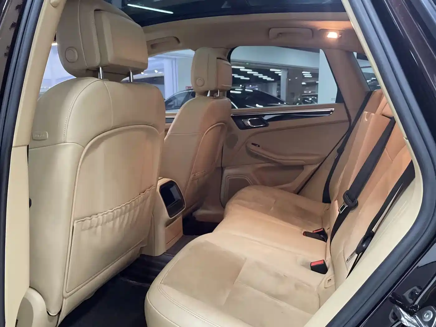 Porsche Macan 2016 Macan 2.0T фото 13