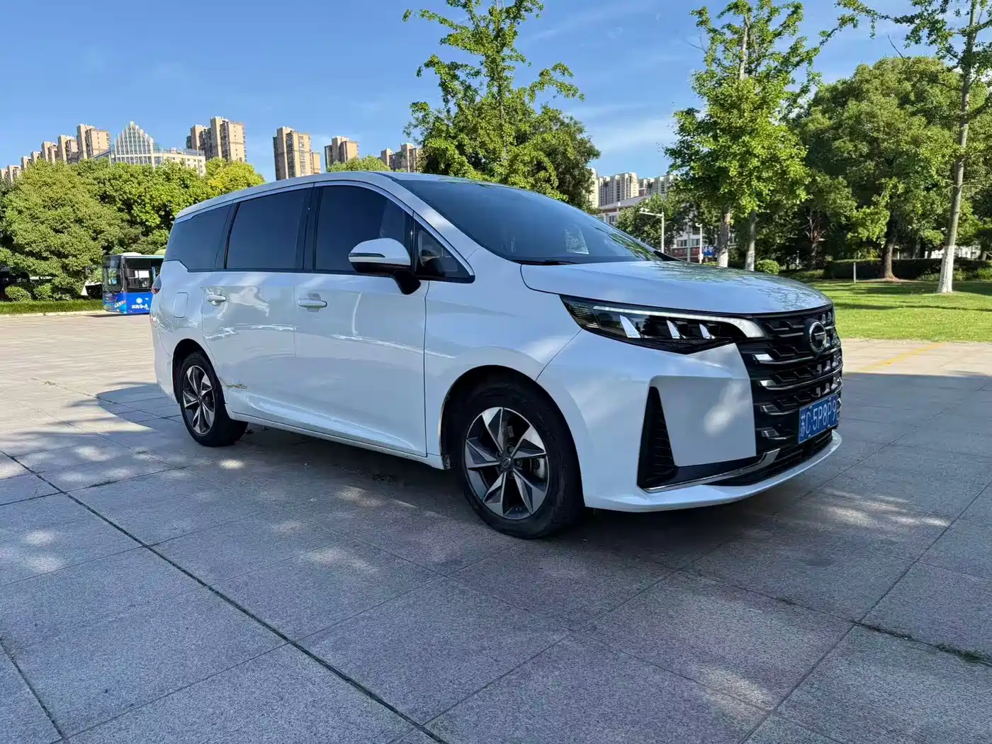 GAC Trumpchi Trumpchi M6 2023 PRO 270T DCT Luxury Edition