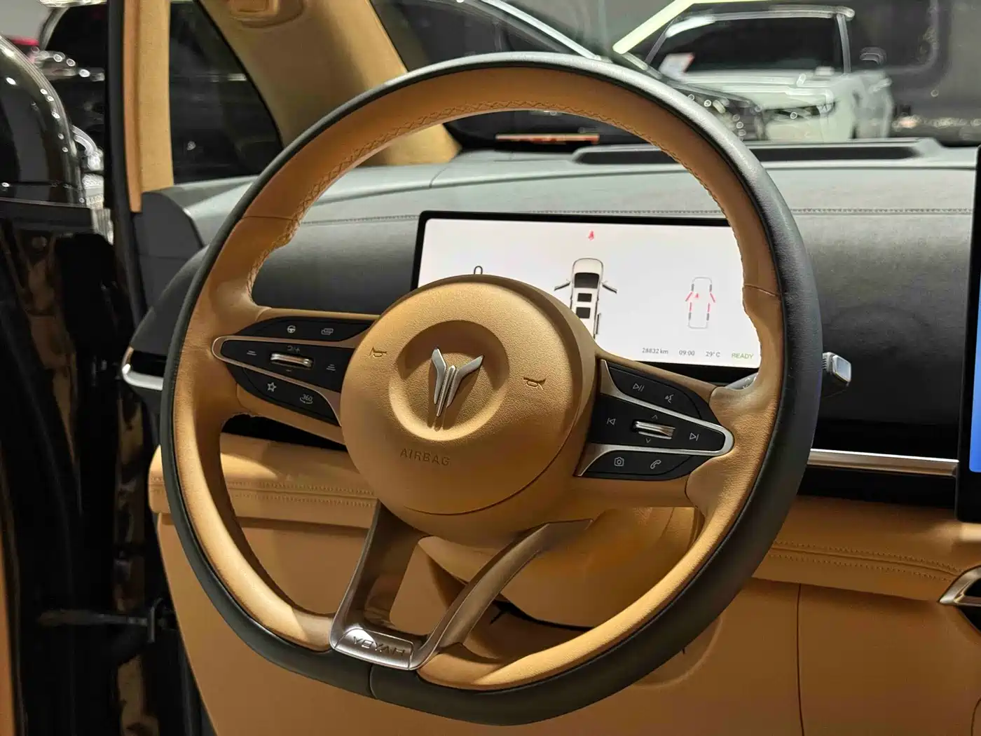 Voyah Auto Voyah Dreamer 2025 PHEV AWD Flagship Kunpeng Edition фото 10