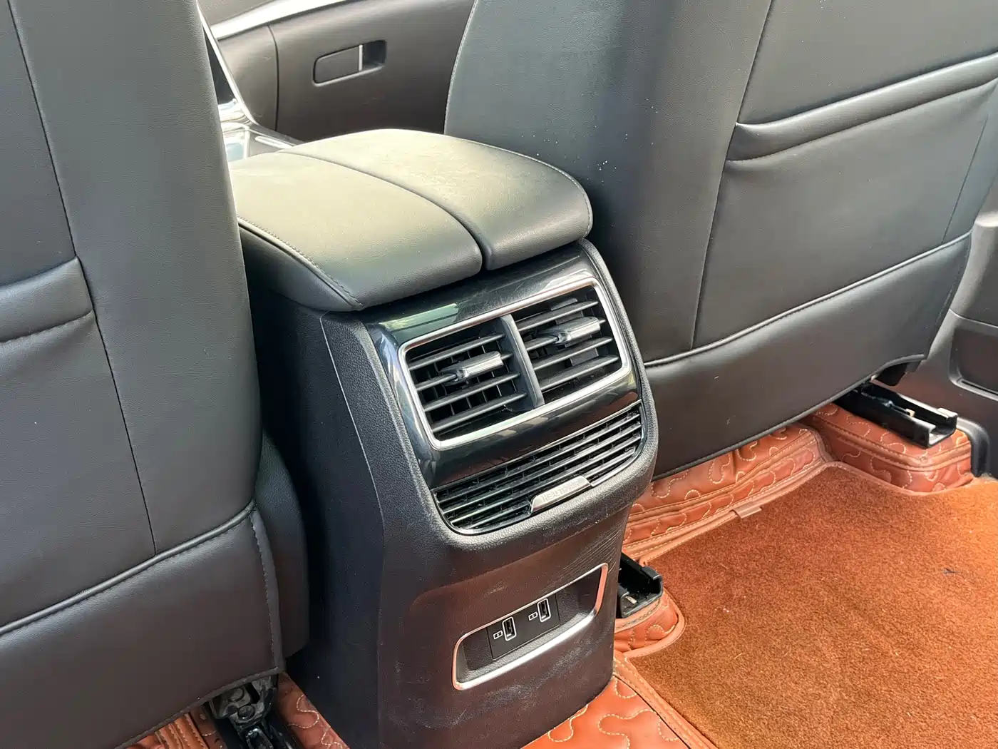 Roewe RX5 MAX 2019 2019 400TGI Automatic Smart Cockpit Flagship Edition