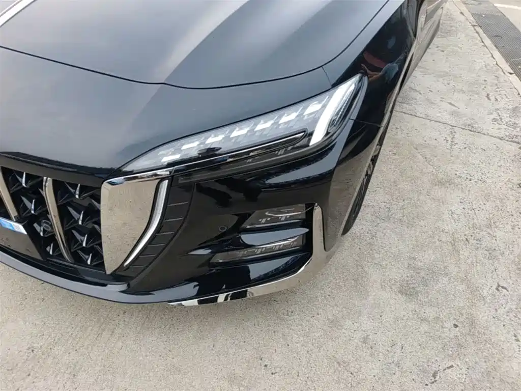 Hongqi H6 2025 Model 2.0T Fashion Edition фото 24