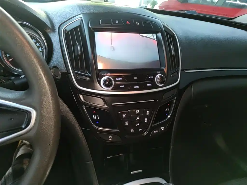 Buick Regal 2015 1.6T Leading Tech Edition фото 13