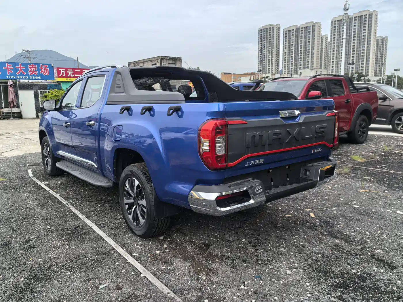 SAIC Maxus Maxus T90 2021 2.0T Single-Turbo Automatic 2WD High Chassis Comfort Long Cargo фото 7