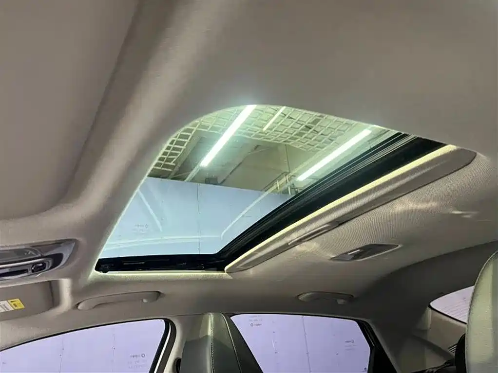 Hyundai Elantra 2023 1.5L CVT GLX Elite Edition фото 14