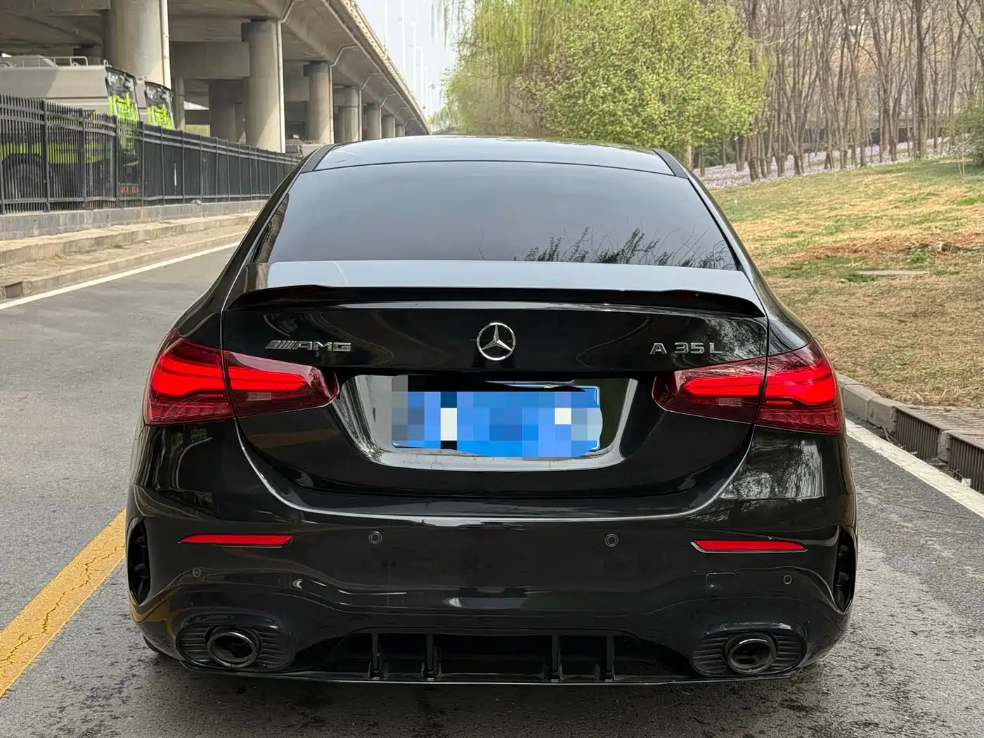 Mercedes-Benz A-Class AMG 2024 AMG A 35 L 4MATIC фото 4