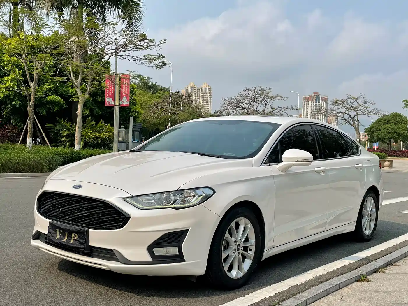 FORD MONDEO