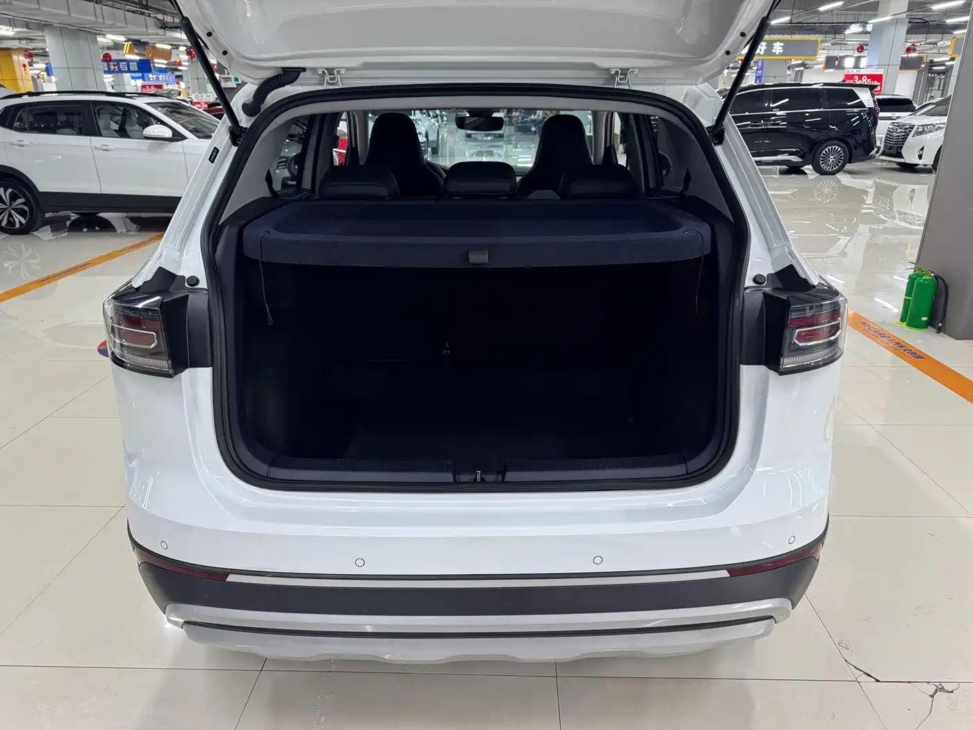 Volkswagen Tharu 2025 New Edge 1.5L Aspiration Edition фото 12