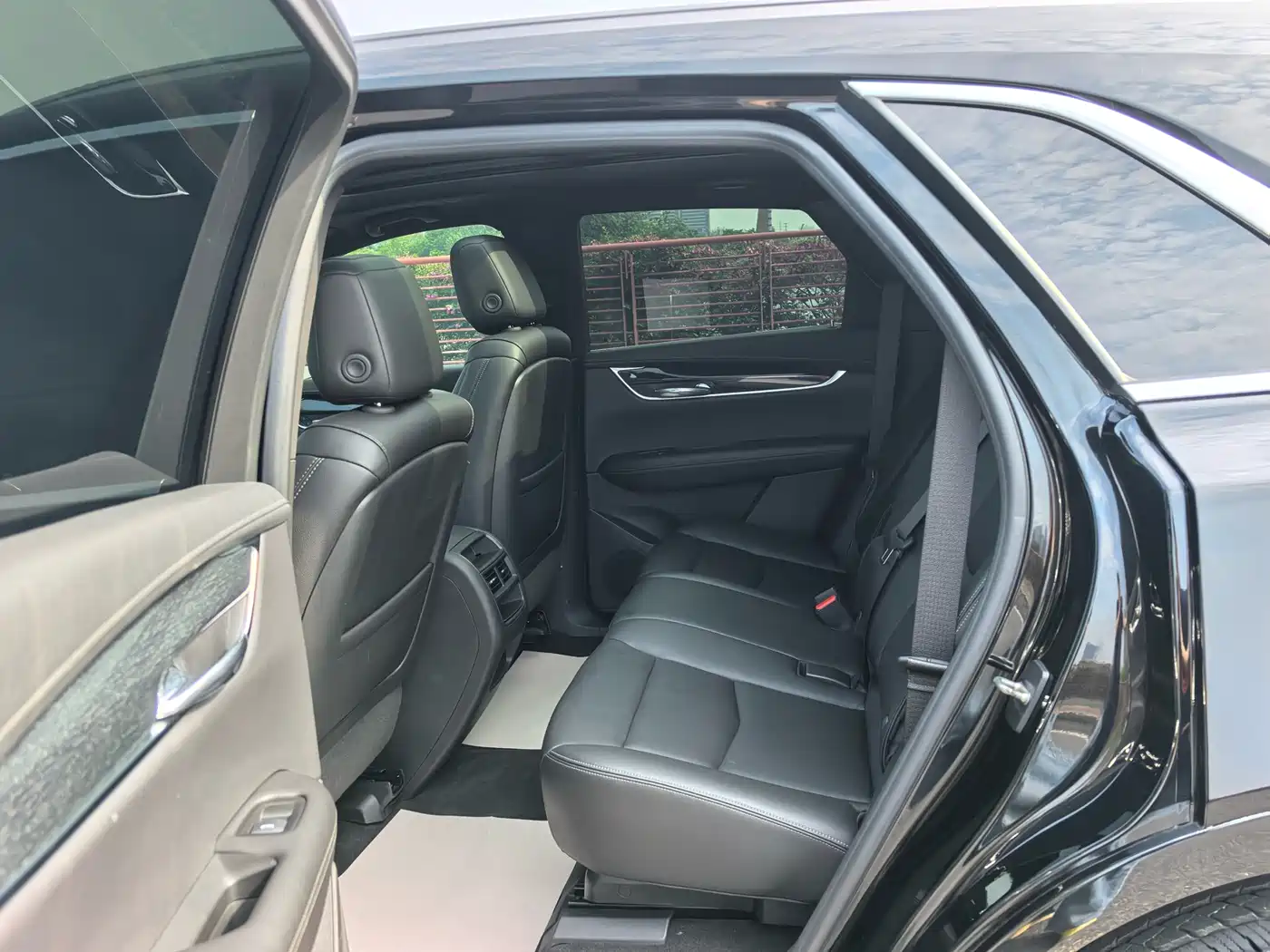 Cadillac XT5 2021 2.0T 2WD Luxury Edition фото 5
