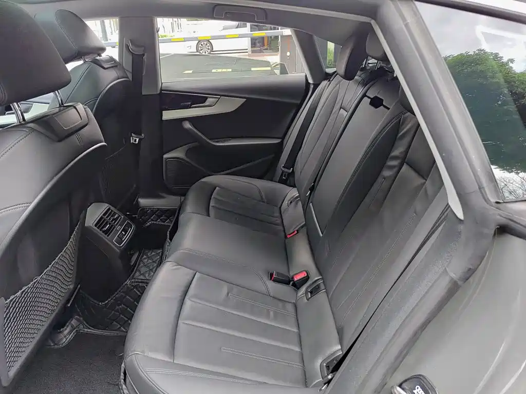 Фото 8 - Audi A5 (Import)