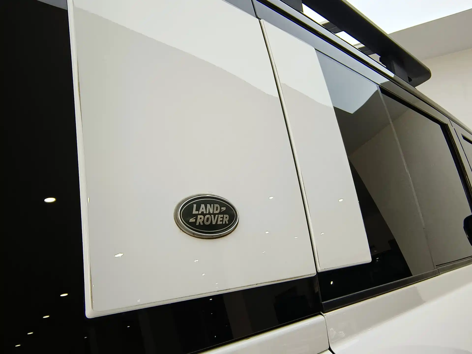صورة 34 - Land Rover Defender