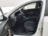Photo 9 - Buick Verano