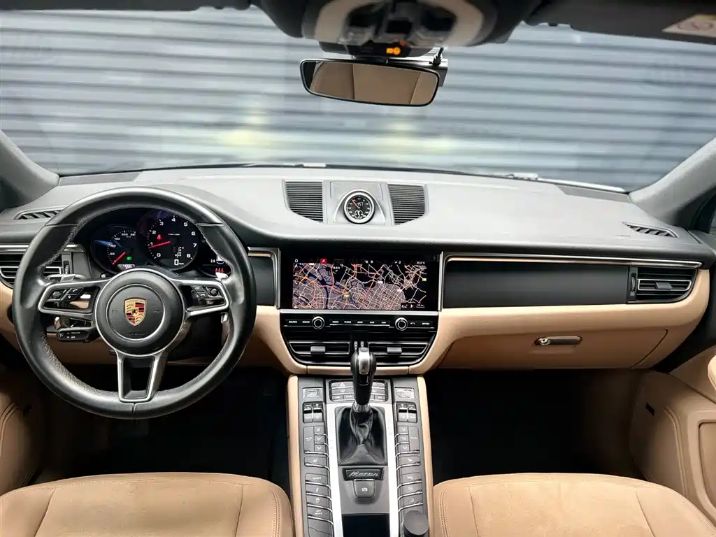 Porsche Macan фото 9