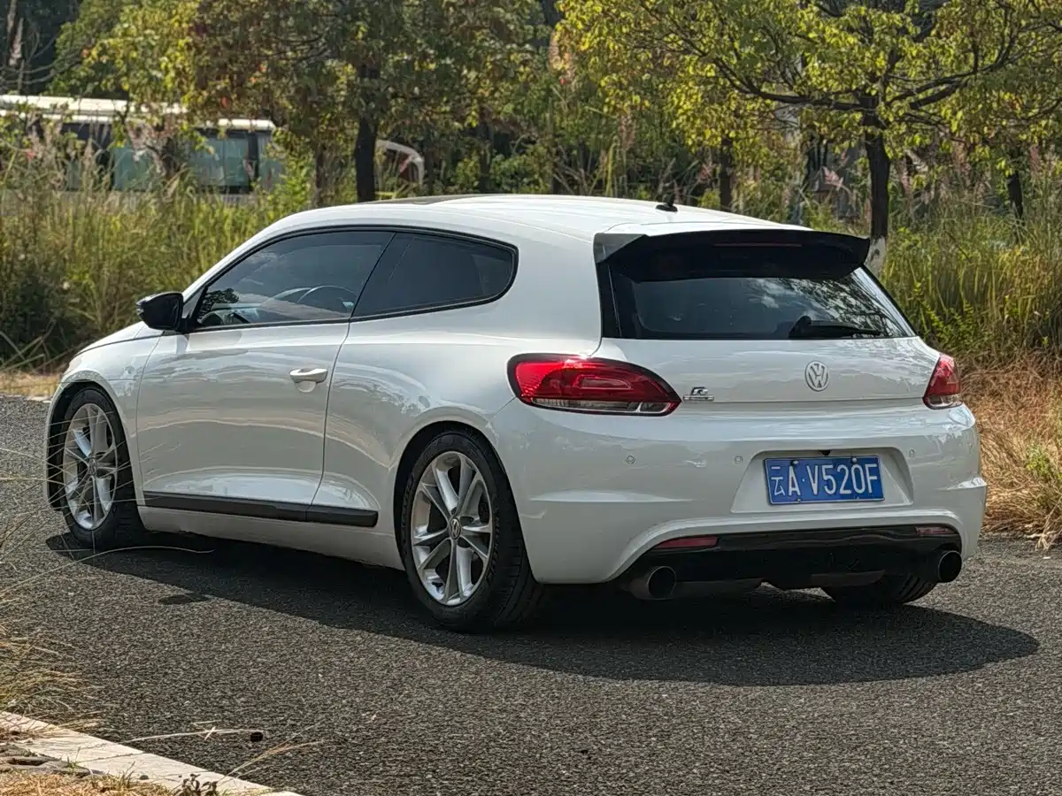 Photo 6 - Volkswagen Scirocco