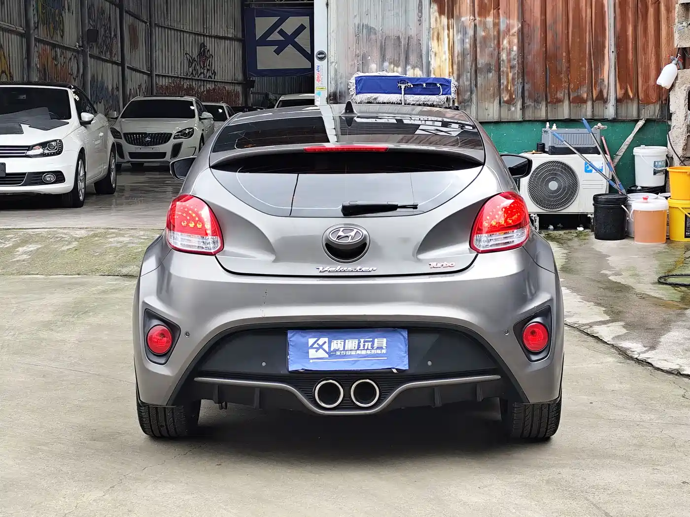 Hyundai Veloster 2012 1.6T Manual Comfort фото 8