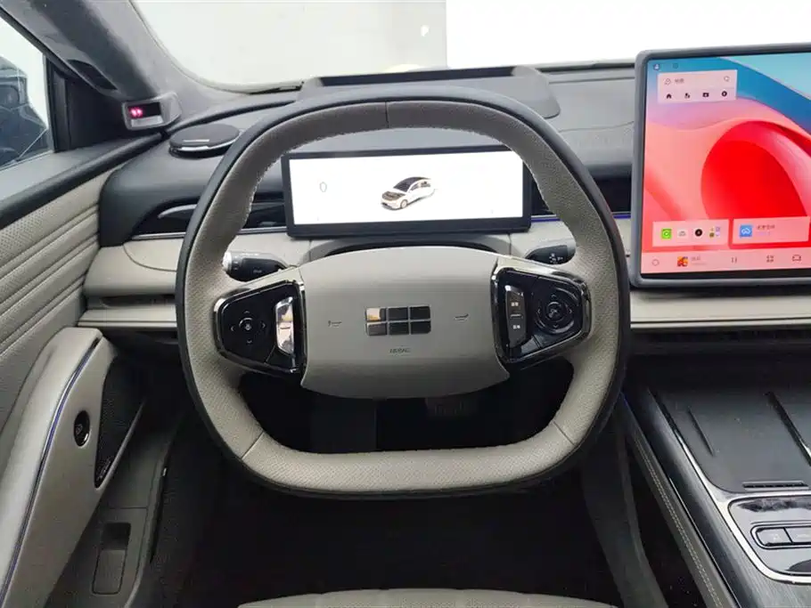 Geely Galaxy Galaxy Xingyao 8 2025 130km EM-P Starship Edition фото 15