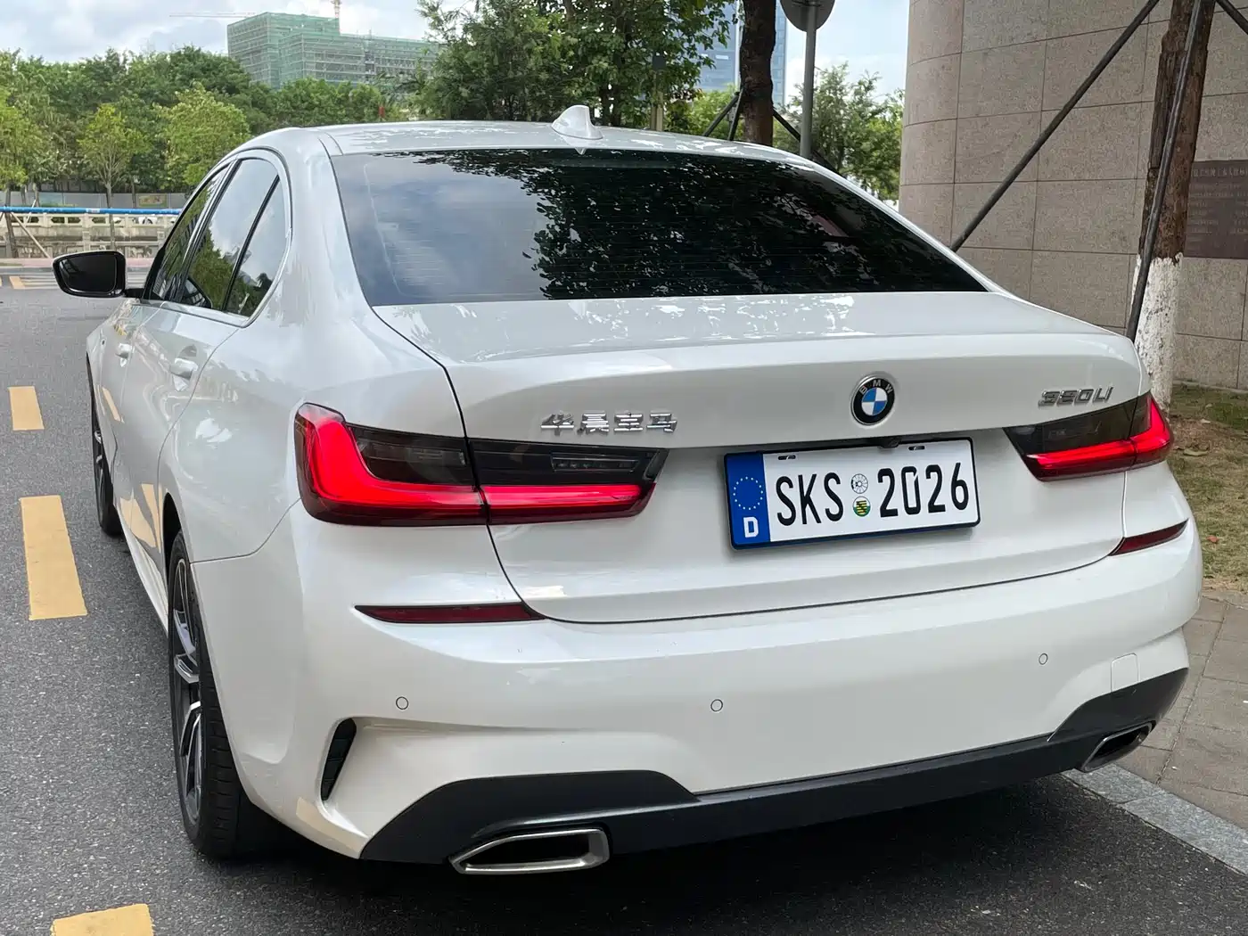 BMW 3 Series 2021 320Li M Sport Package фото 4