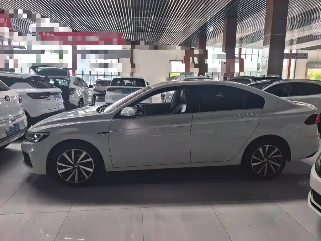 Фото 4 - Volkswagen Bora