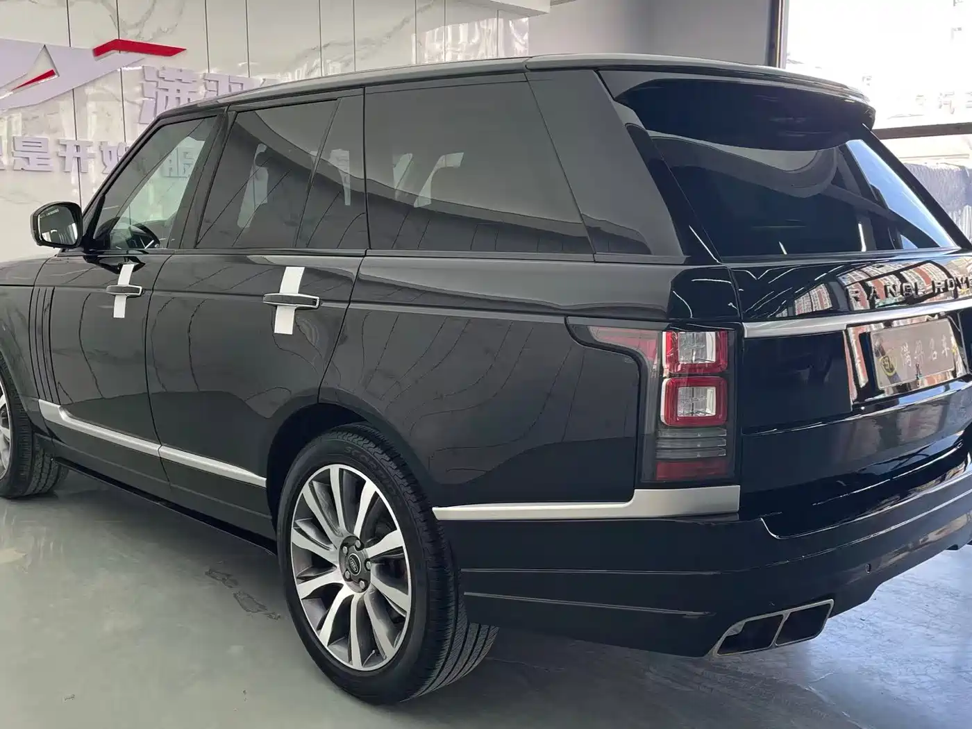Land Rover Range Rover 2014 3.0 SC V6 Vogue фото 8