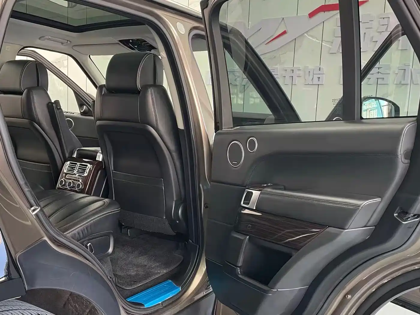Land Rover Range Rover 2014 3.0 SC V6 Vogue фото 14