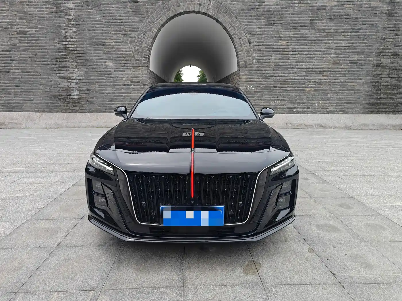 Hongqi H5 2025 2.0T Automatic Mystic Shadow фото 2