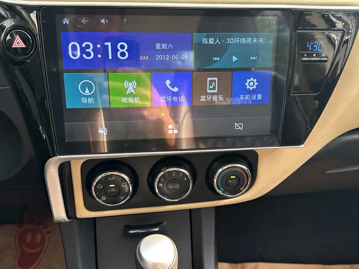 Toyota Corolla 2017 Facelift 1.2T S-CVT GL фото 8