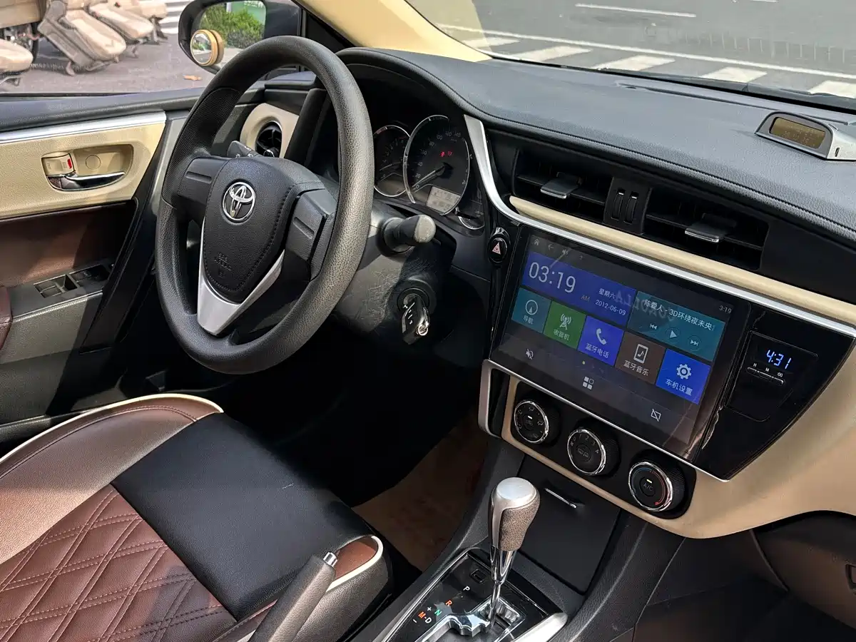 Toyota Corolla 2017 Facelift 1.2T S-CVT GL фото 16