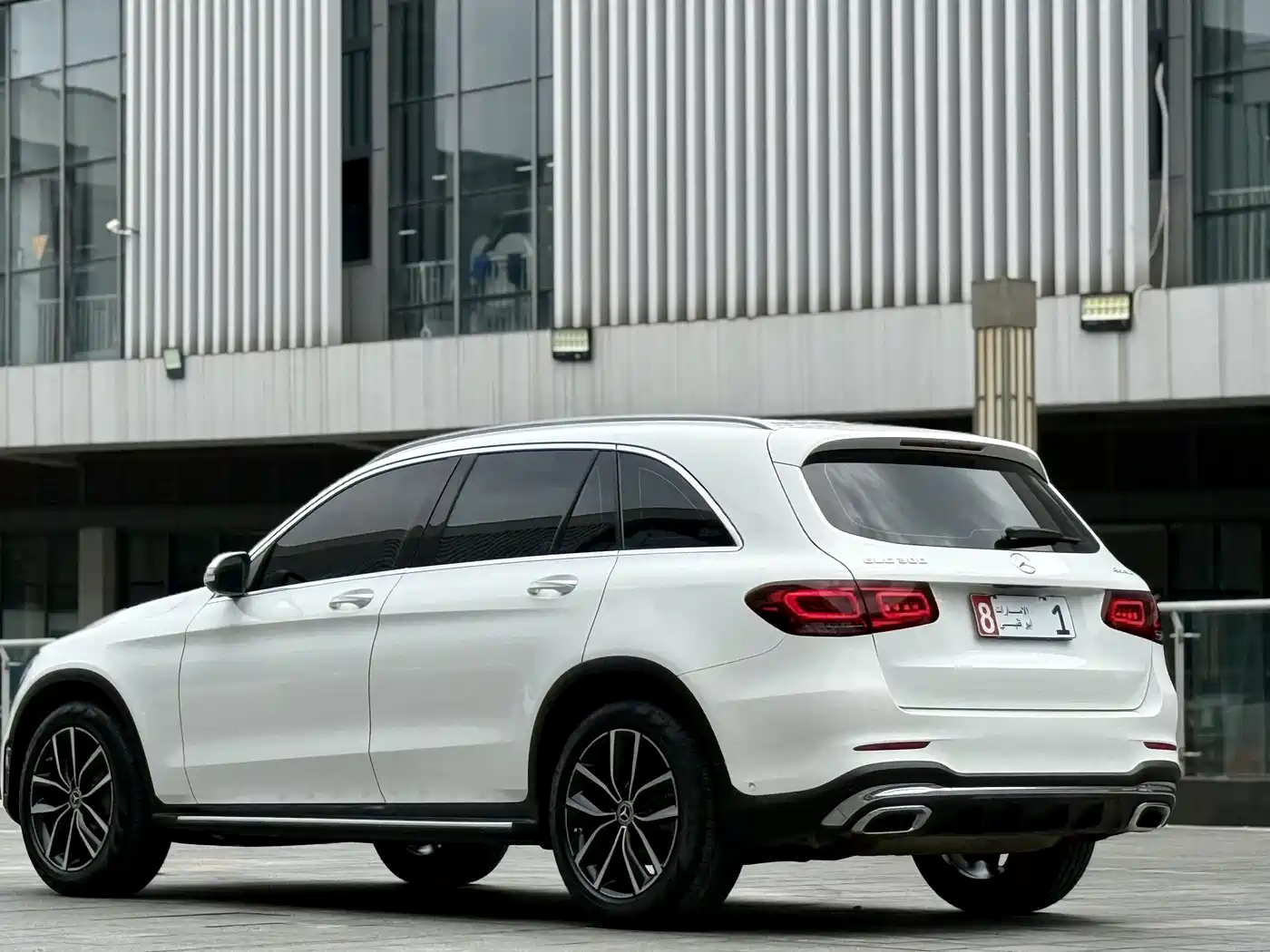 MERCEDES-BENZ GLC