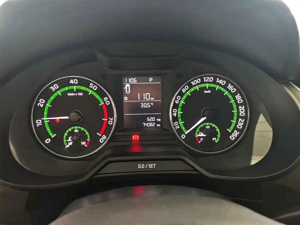 Škoda Octavia 2018 TSI230 DSG Comfort Edition фото 12