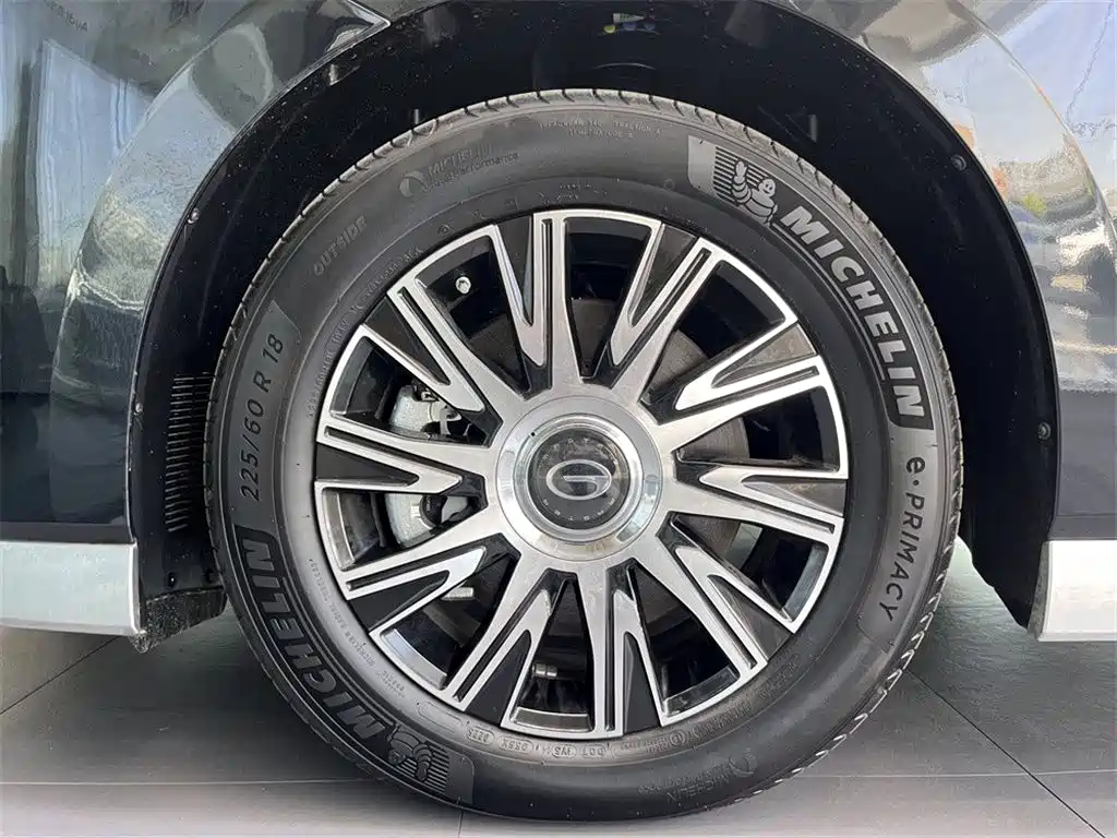 GAC Trumpchi Trumpchi E9 2025 Model E9 Super Fast Charging Premium фото 16